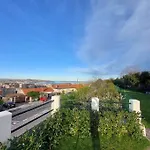 Al Casel: Storico Casello Sulla Ciclabile 度假居 的里雅斯特