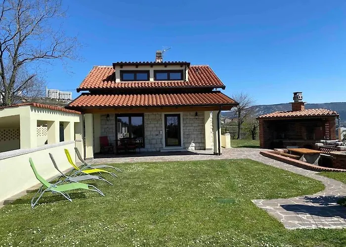 Al Casel: Storico Casello Sulla Ciclabile Hébergement de vacances Trieste