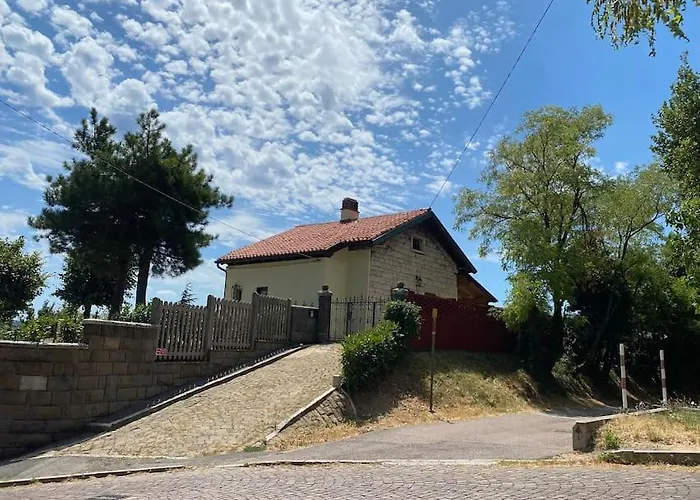 Hébergement de vacances Al Casel: Storico Casello Sulla Ciclabile Trieste