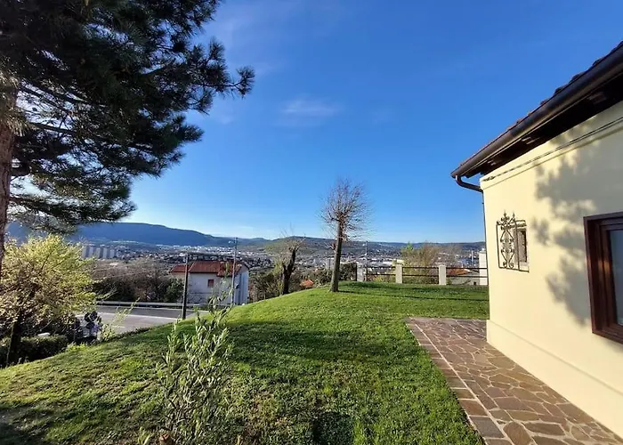 Al Casel: Storico Casello Sulla Ciclabile Hébergement de vacances *